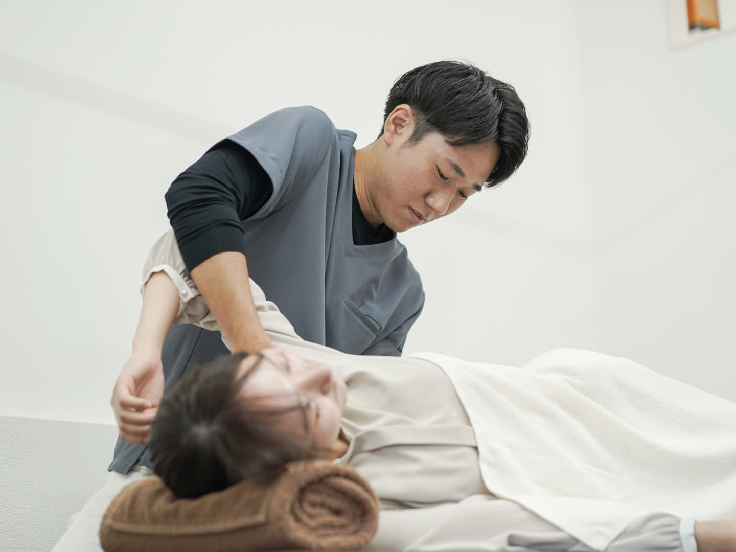 背骨(猫背)を整える